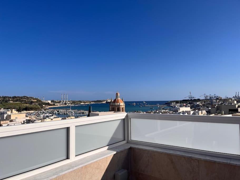Marsaxlokk 3 Bedroom Penthouse Dış mekan fotoğraf